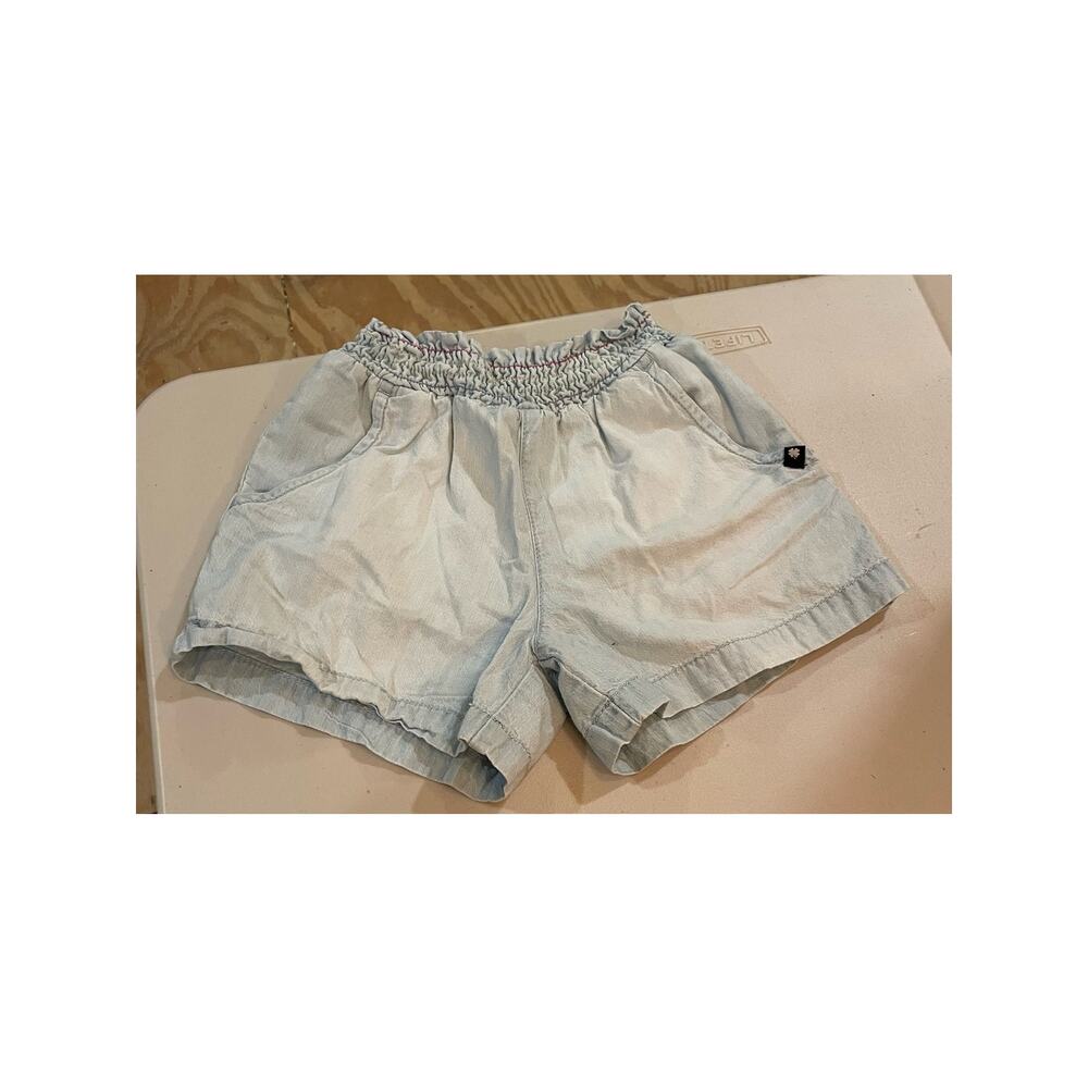 Lucky Brand blue jean shorts with rainbow stitch SM/7